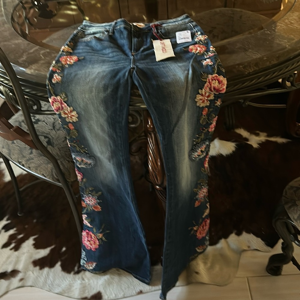 Free people driftwood embroidered jeans